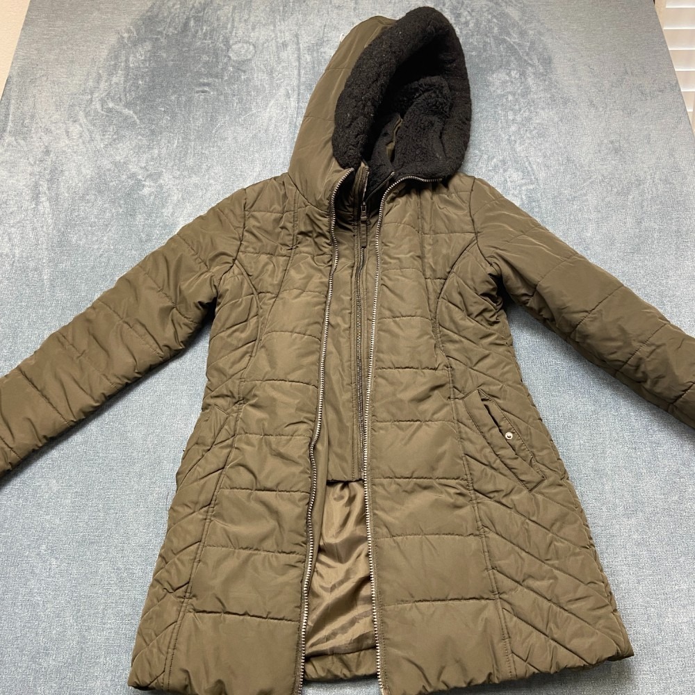 Maralyn & Me Puffer Jacket Womens Medium Olive Green Faux Fur Hooded Full Zip
